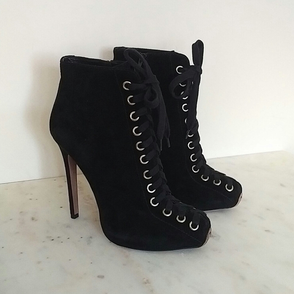 Giambattista Valli Shoes - GIAMBATTISTA VALLI - suede lace ankle boots